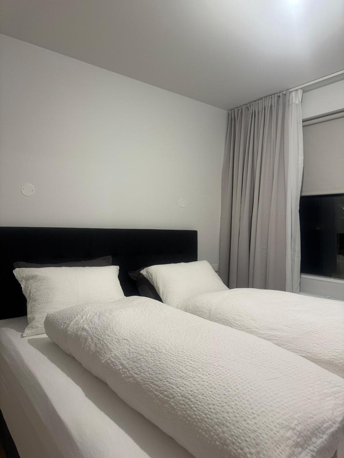 Minimalistic, Flat, Kopavogur Apartment Reykjavik Exterior photo